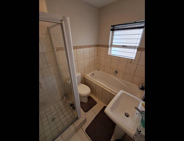 1 BEDROOM APARTMENT FOR SALE IN FLAMINGO VLEI